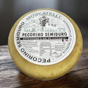 Formaggio pecorino semiduro
